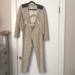 Alice + Olivia Other - Alice + Olivia pant suit Alice + Olivia Other - Alice + Olivia pant suit
